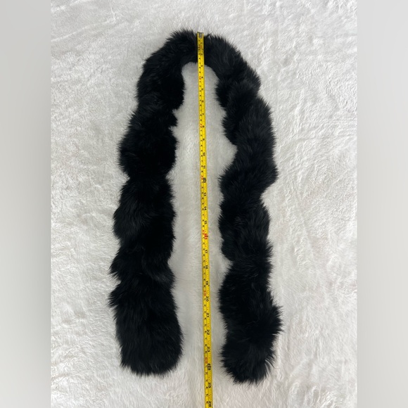 Mid Century Style Rabbit Fur Scarf with Loop - Picture 3 of 3